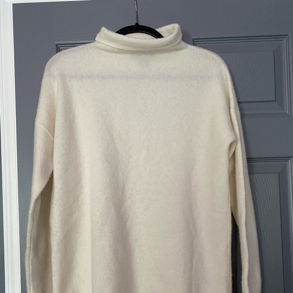Brand New Cashmere Sweater